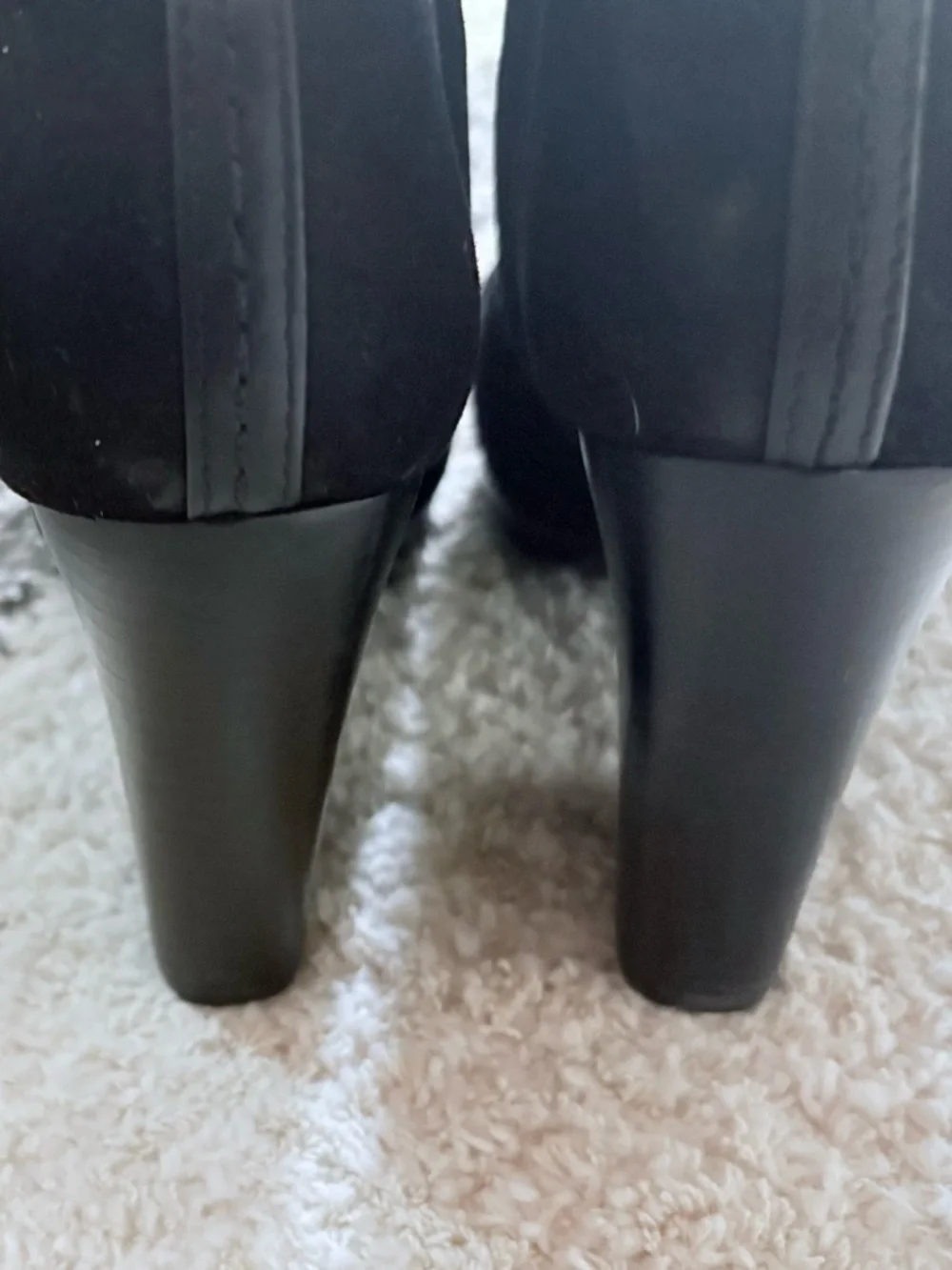 Tory Burch Runway Black Leather & Suede Rivington Pointed Toe Bootie. 6.5